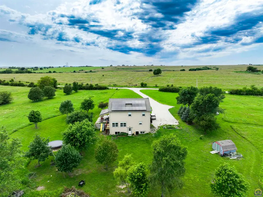 17200 C Rd, Delia, KS 66418 - #3