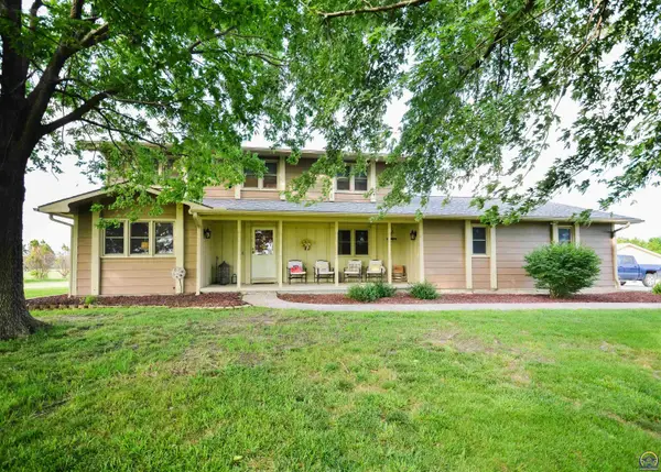 1786 Road E5, Emporia, KS 66801
