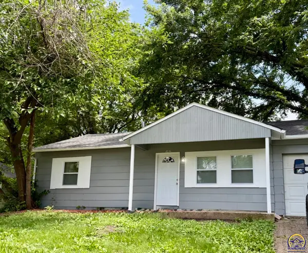 3542 SW Kerry Ave, Topeka, KS 66611