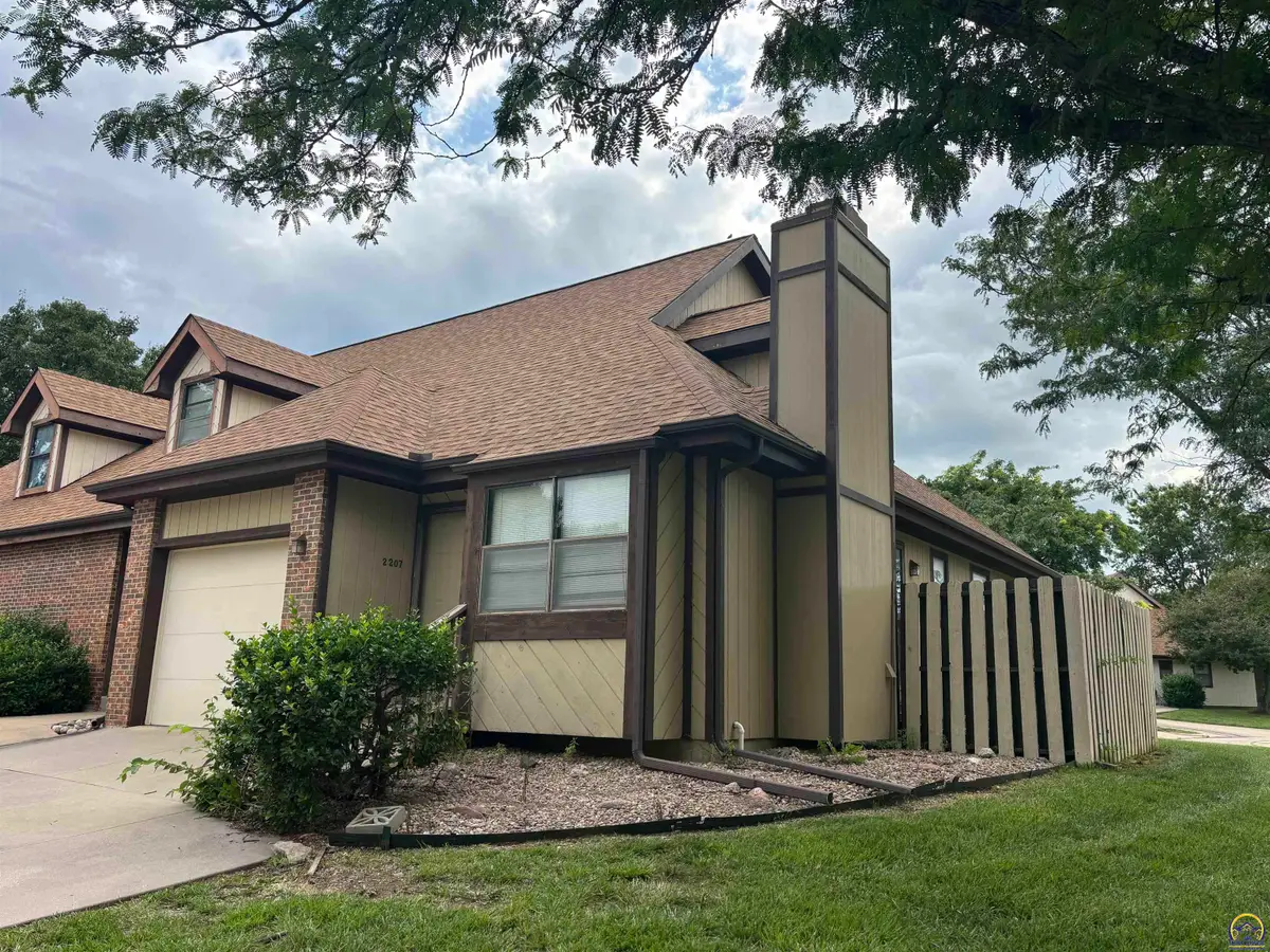 2207 W 23rd Ave, Emporia, KS 66801 - #1