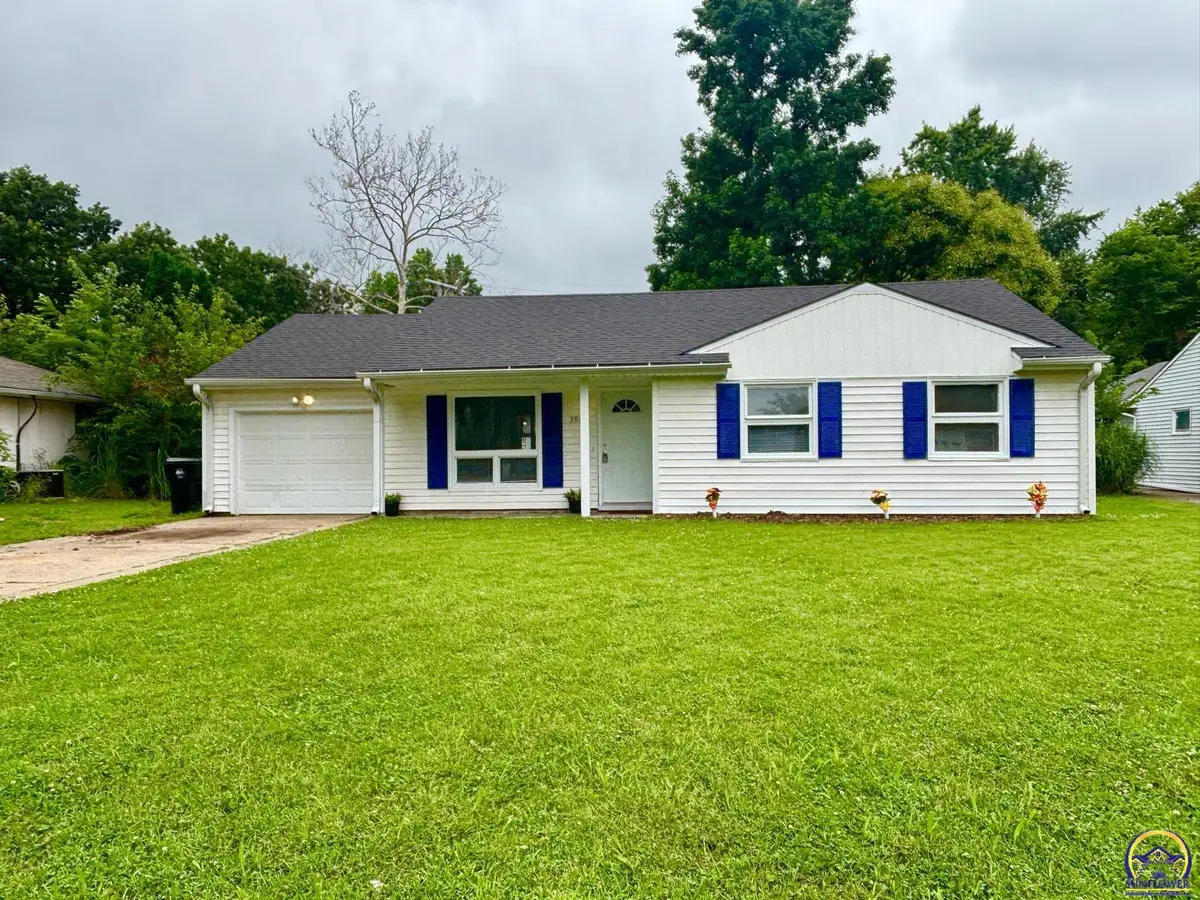 3912 SW 26th St, Topeka, KS 66612 - #1