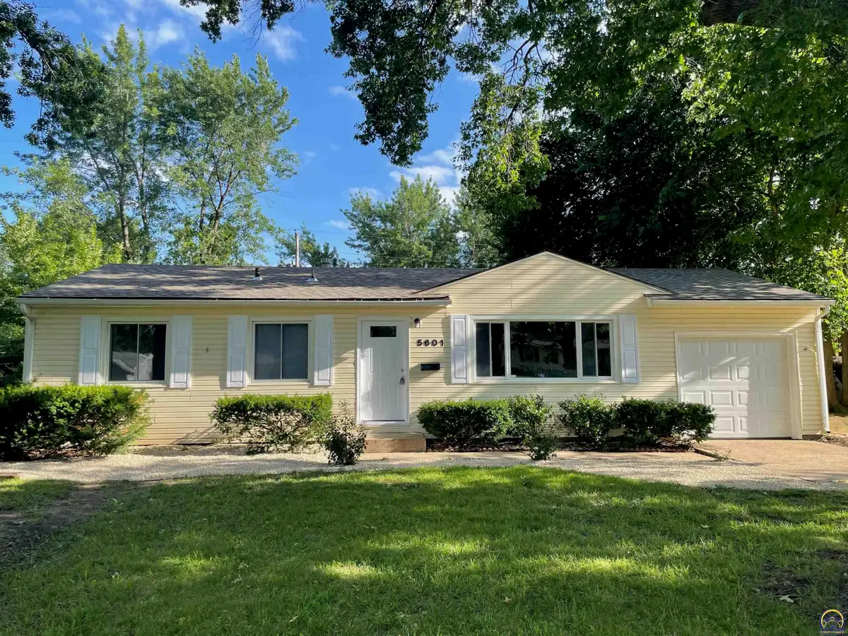 5601 SW 15th Ter, Topeka, KS 66604 - #1