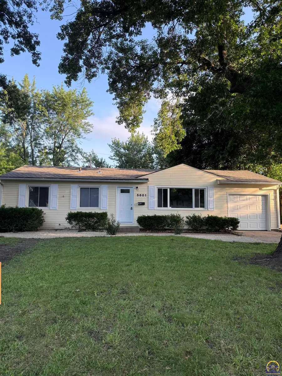 5601 SW 15th Ter, Topeka, KS 66604 - #2