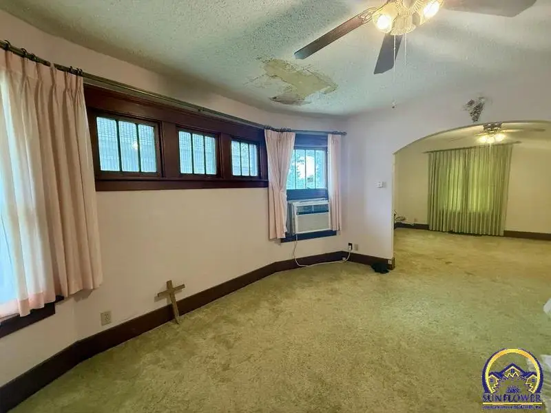 1216 Central Ave, Horton, KS 66439 - #3