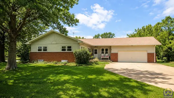 20 Locust Lane, Emporia, KS 66801