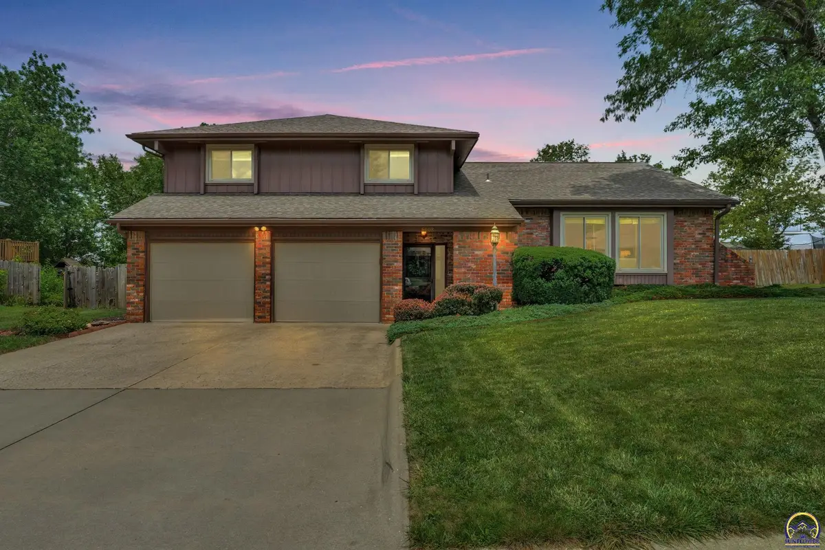 6008 SW 23rd St, Topeka, KS 66614 - #1