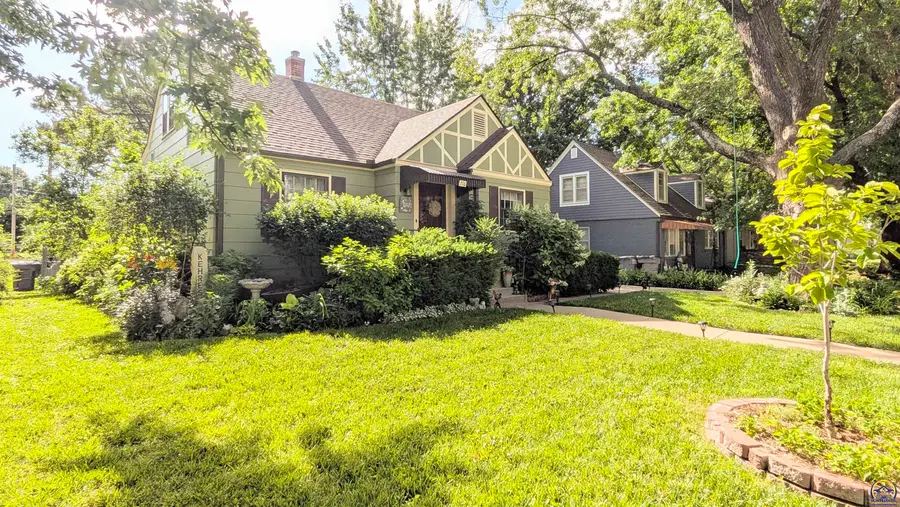 716 Garfield St, Emporia, KS 66801 - #2
