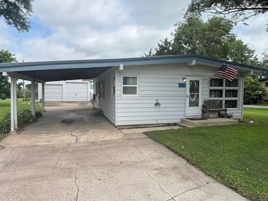 133 N 5th St, New Strawn, KS 66839 - #2