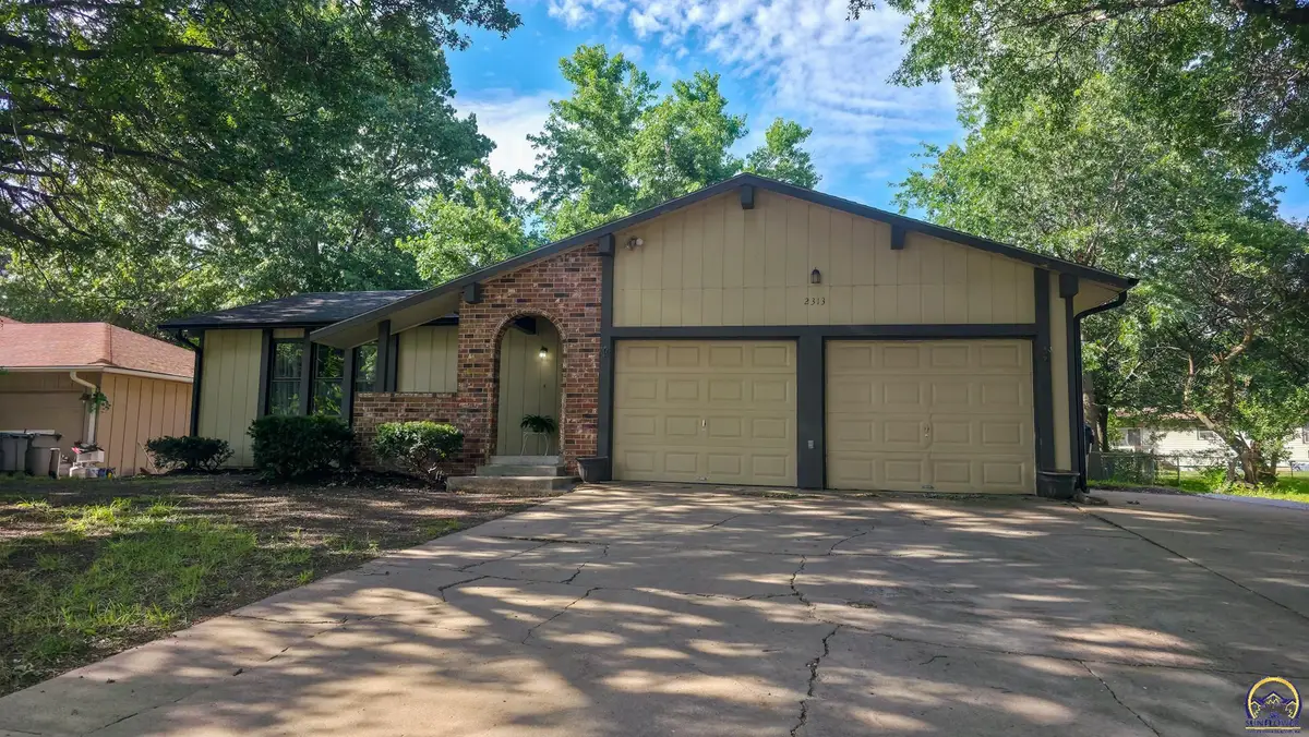 2313 W 22nd Ave, Emporia, KS 66801 - #1