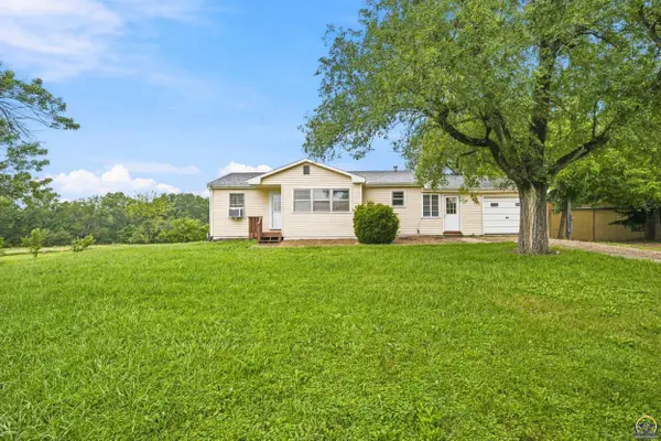 6790 Flush Rd, St George, KS 66535