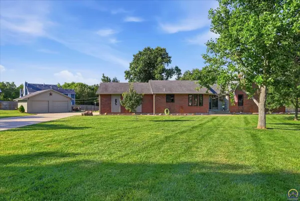 3019 SE Aries Ave, Topeka, KS 66605