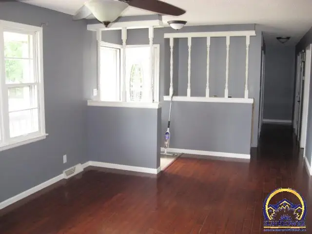 3550 SE 36th St, Topeka, KS 66605 - #2