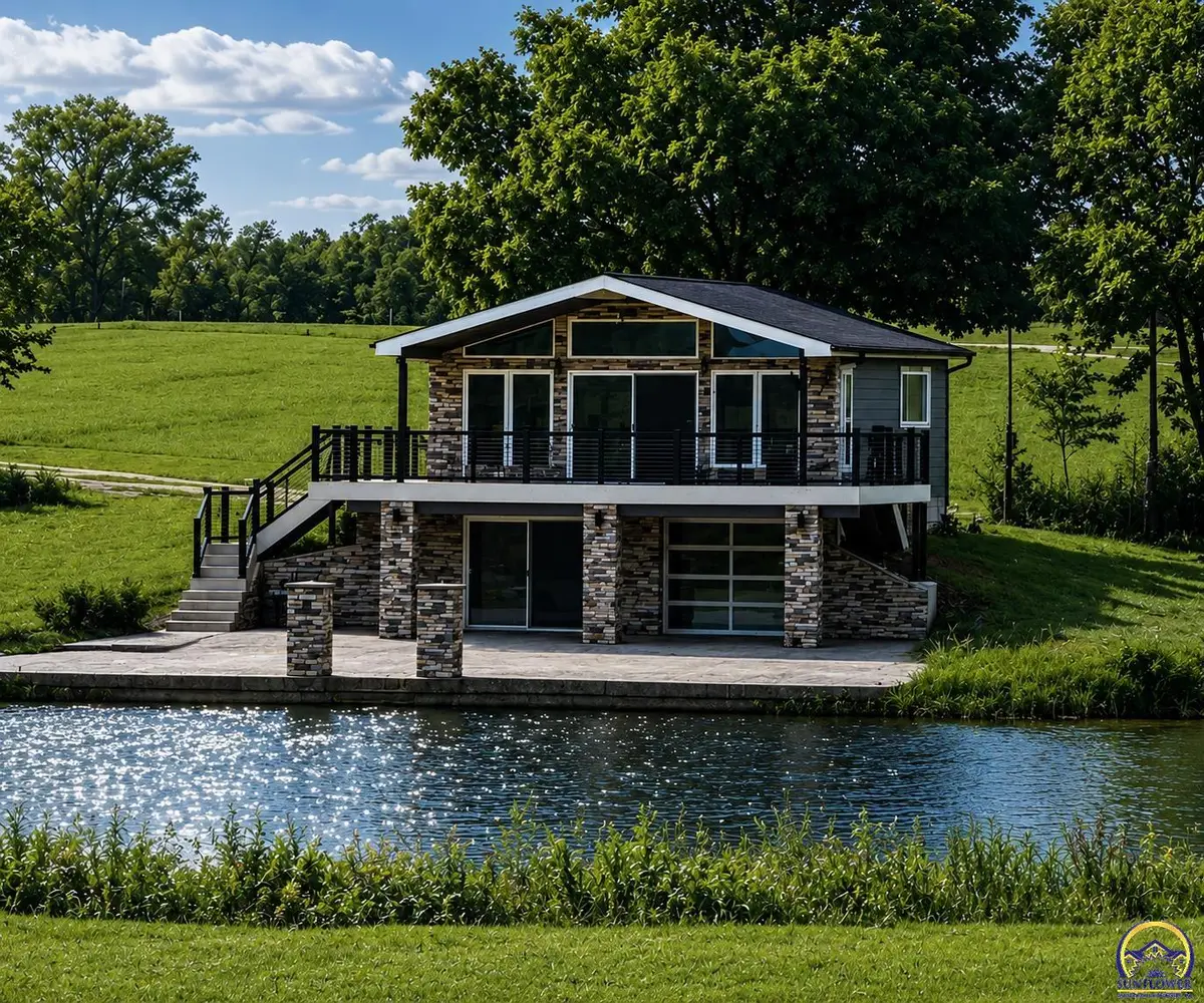 2C Kahola Rd, Council Grove, KS 66846 - #1
