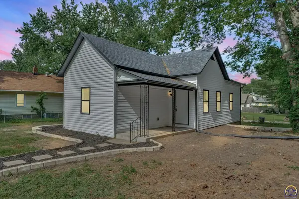322 SW Jewell Ave, Topeka, KS 66606