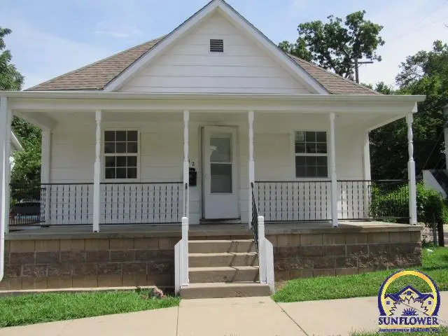 612 SW 5th St, Topeka, KS 66603 - #1