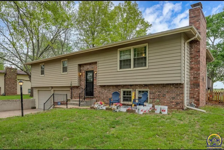 3818 SE 23rd Ter, Topeka, KS 66605 - #2