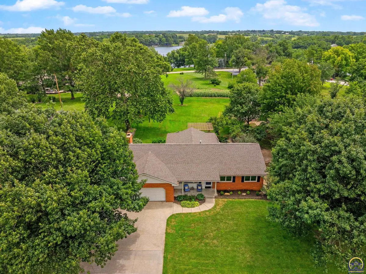 3434 SE Shawnee Heights Rd, Tecumseh, KS 66542 - #1