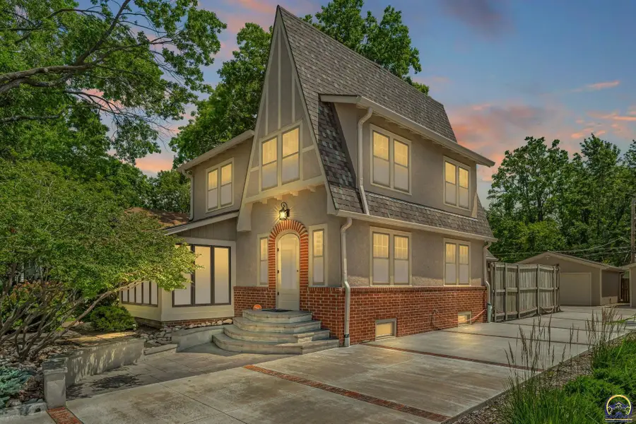 1618 SW High Ave, Topeka, KS 66604 - #2