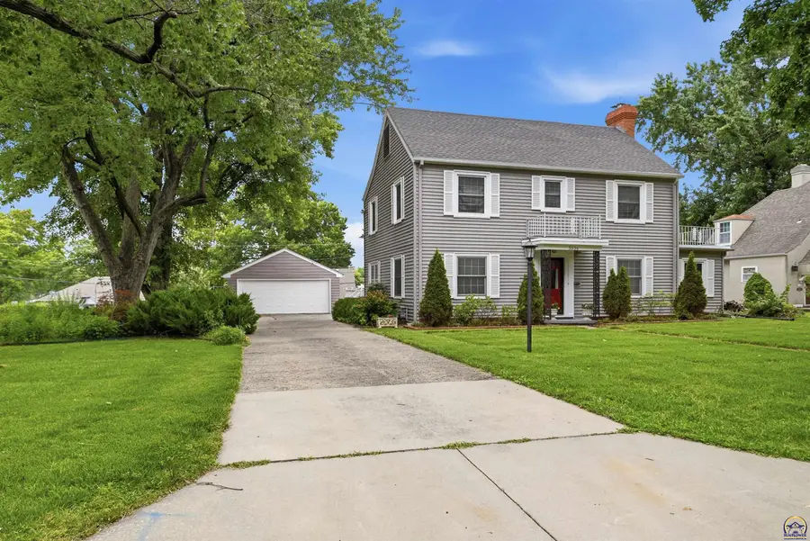3536 SW Avalon Ln, Topeka, KS 66604 - #2