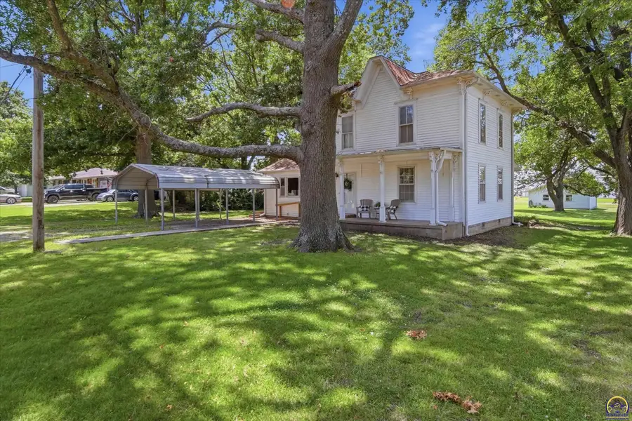 605 S 4th St #00000 S. 4th, Osage City, KS 66523 - #3