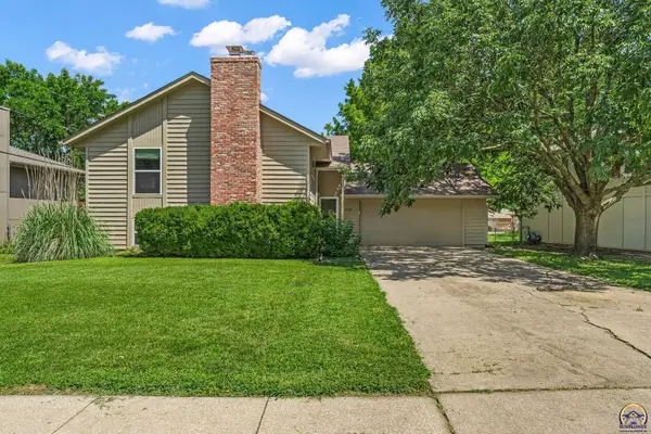 1114 SW Belle Ave, Topeka, KS 66604