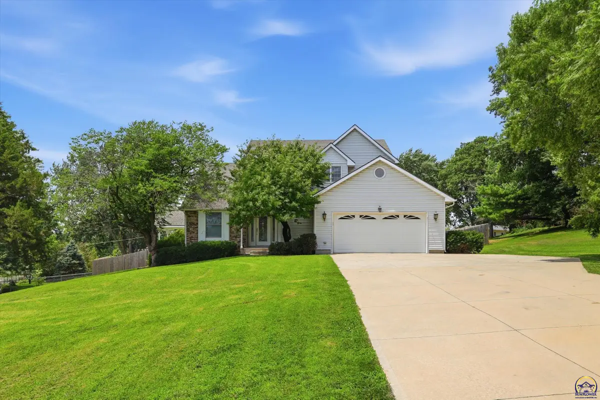 303 S 22nd St, Atchison, KS 66002 - #1