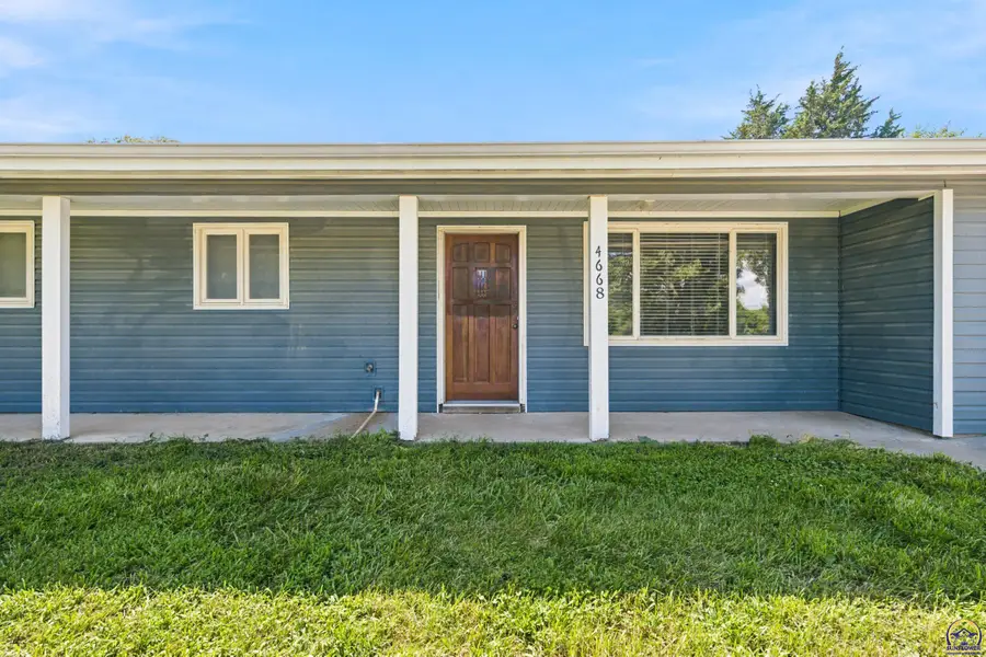 4668 Meadow Ln, Wamego, KS 66547 - #2