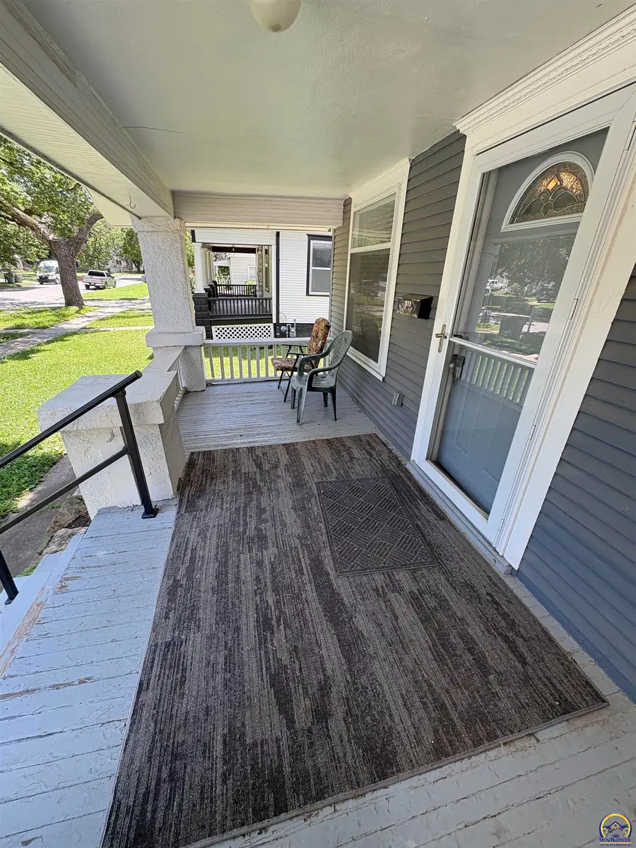 819 West St, Emporia, KS 66801 - #3