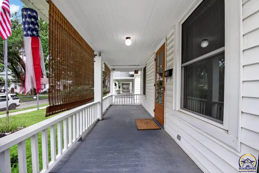 530 NE Wilson Ave, Topeka, KS 66616 - #2