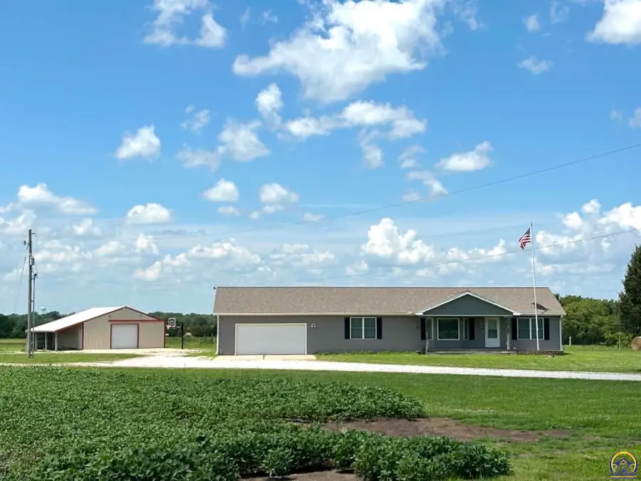 2624 Garner Rd, Lebo, KS 66856 - #2