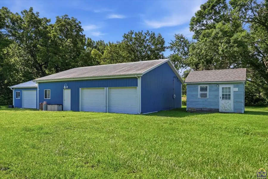 7630 SW Docking Rd, Auburn, KS 66402 - #2