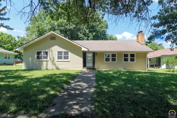 110 S 8th St, Burlington, KS 66839-0000