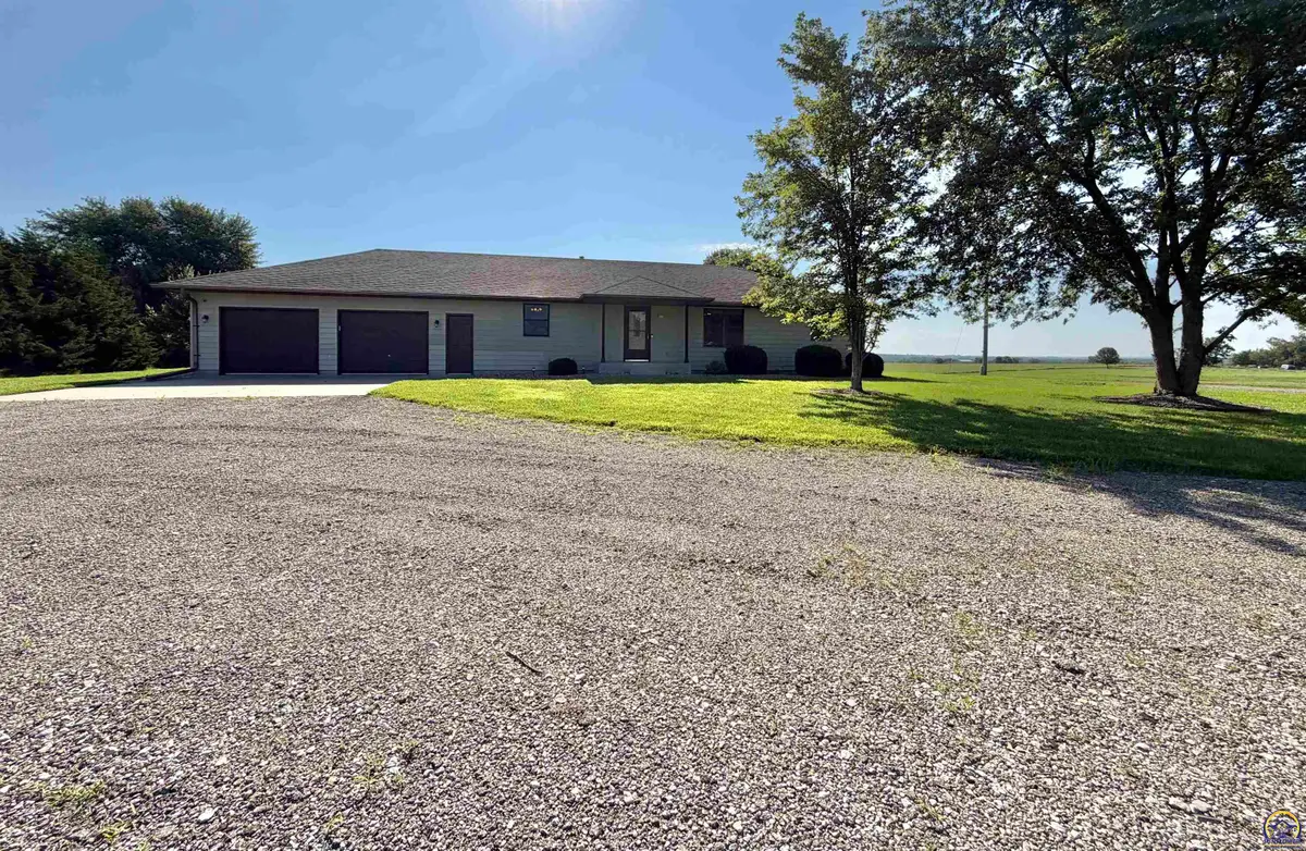 6130 NE Shaffer Rd, Topeka, KS 66617 - #1