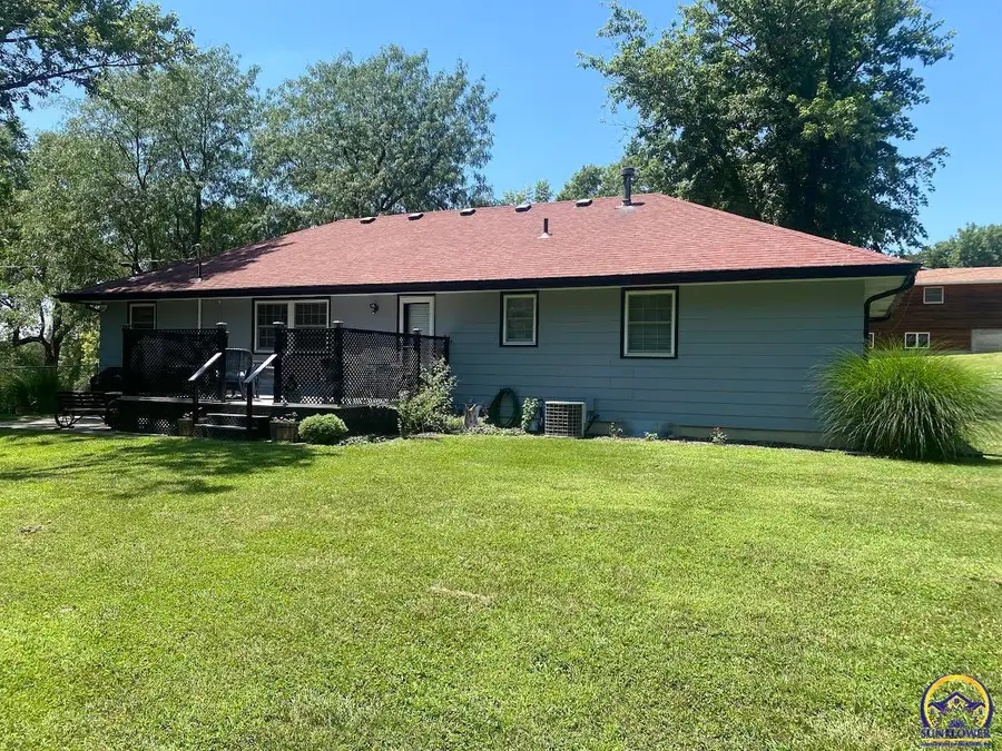 309 N 4th St, Saint Marys, KS 66536 - #3