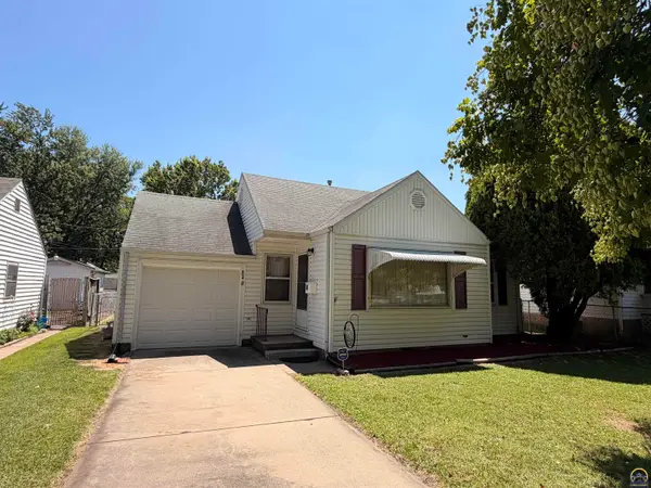 804 NE Arter Ave, Topeka, KS 66616