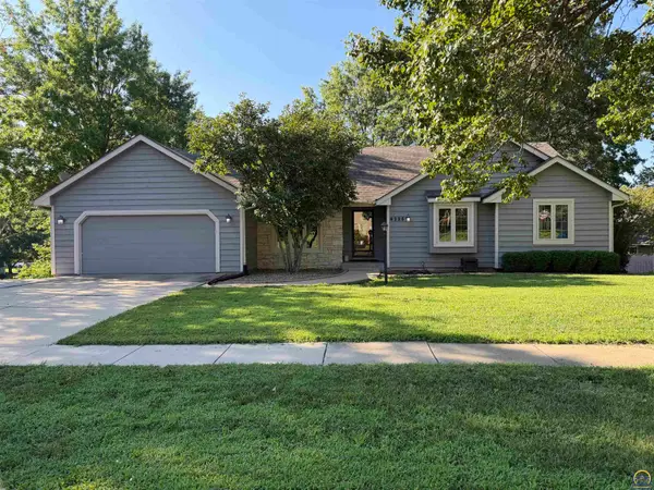 6225 SW 23rd St, Topeka, KS 66614