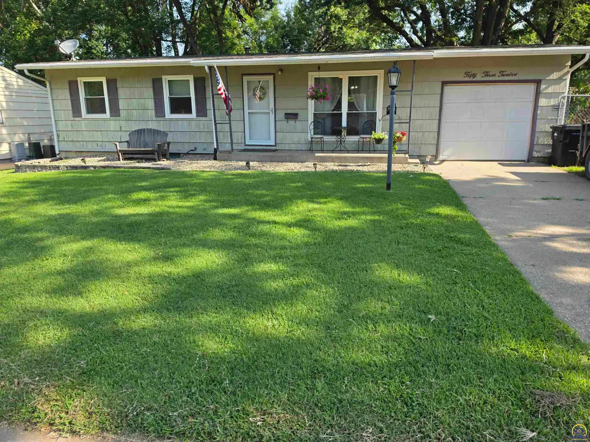 5312 SW 31st Ter, Topeka, KS 66614 - #1