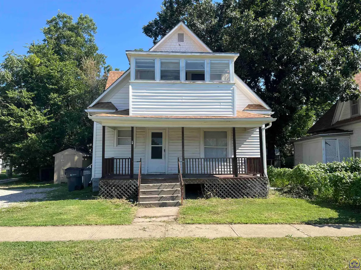 610 W 5th, Emporia, KS 66801 - #1