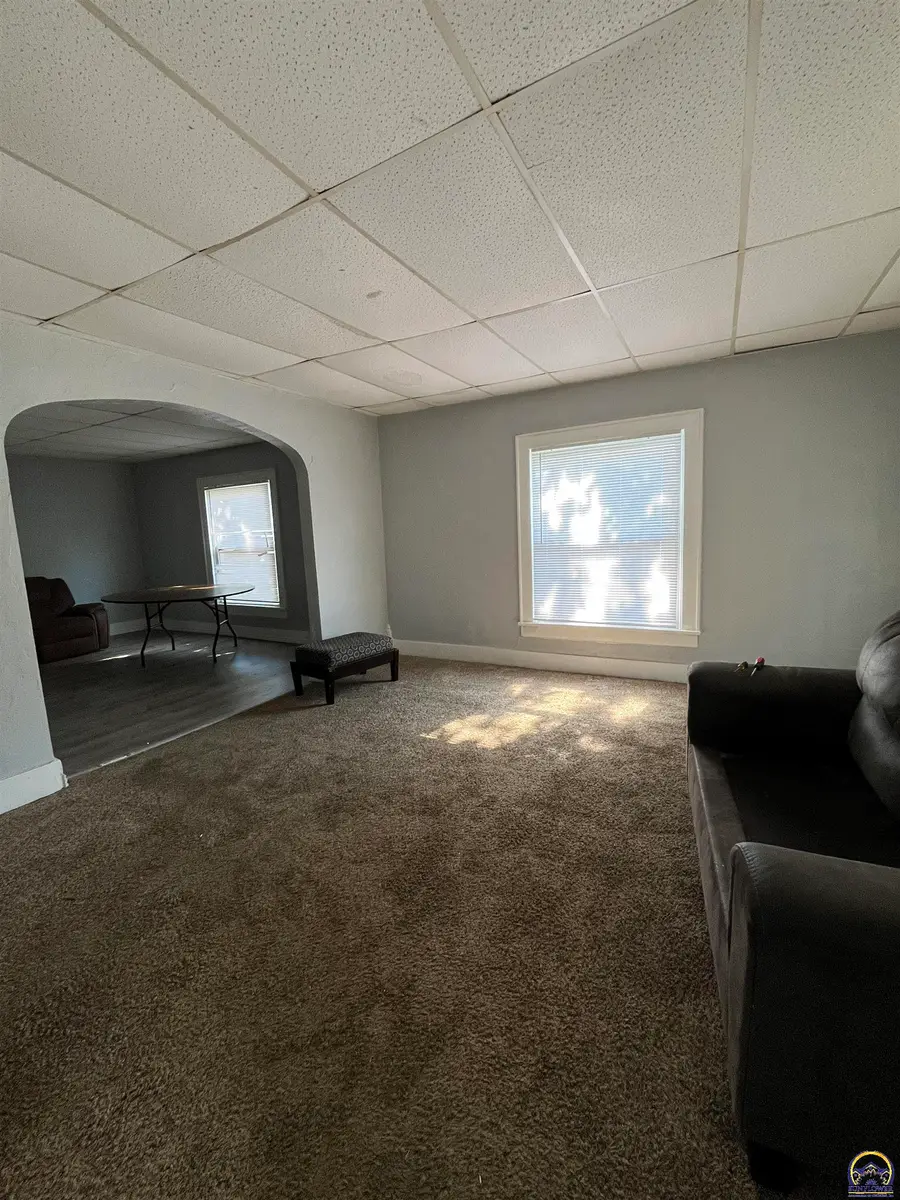610 W 5th, Emporia, KS 66801 - #3