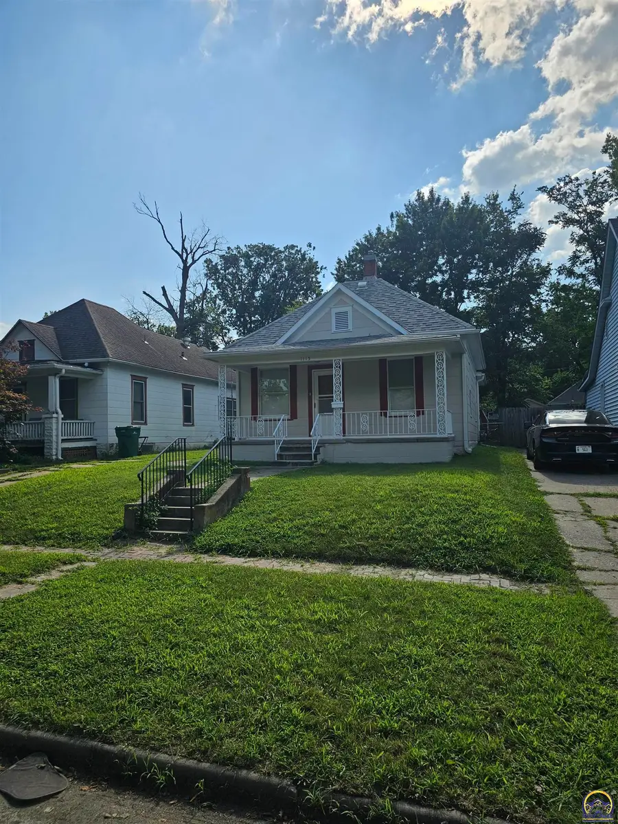 1115 SW Plass Ave, Topeka, KS 66604 - #3