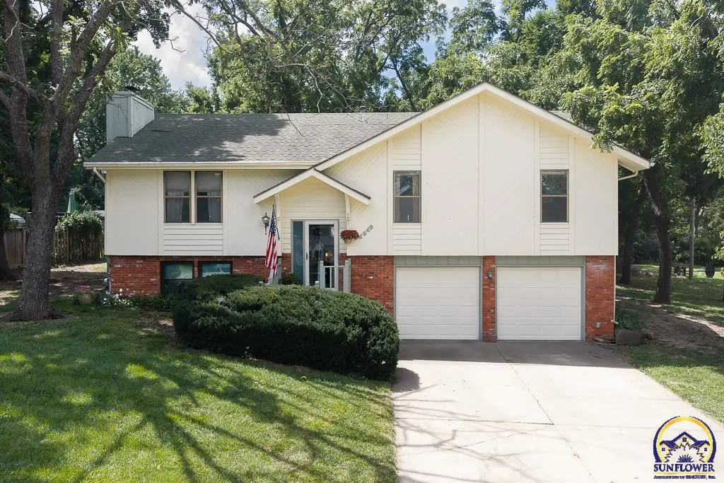 4649 SE 26th Ter, Topeka, KS 66605 - #1