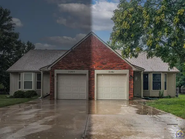 2261 SW Westport Pl, Topeka, KS 66614