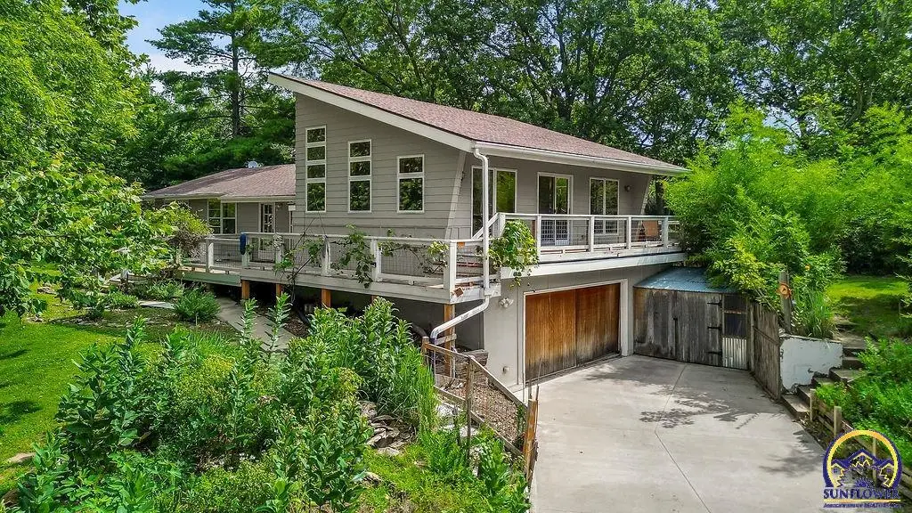 11525 S Clare Rd, Olathe, KS 66061 - #1
