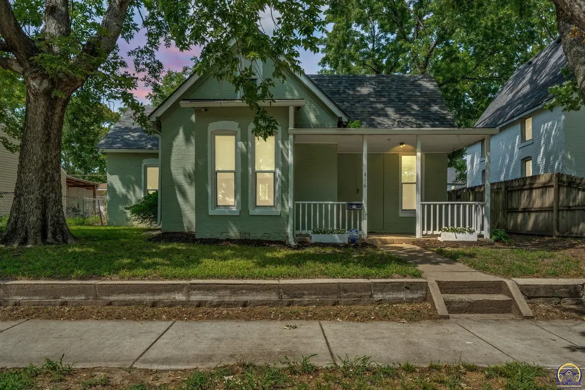 416 NW Fairchild St, Topeka, KS 66608 - #1