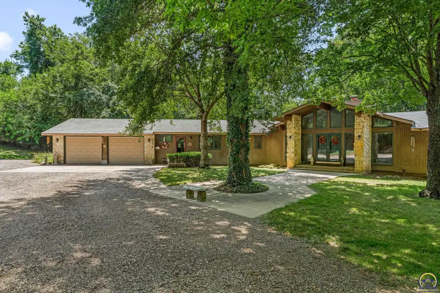7535 NW Topeka Blvd, Topeka, KS 66617 - #2