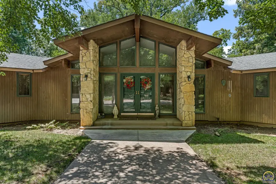 7535 NW Topeka Blvd, Topeka, KS 66617 - #3