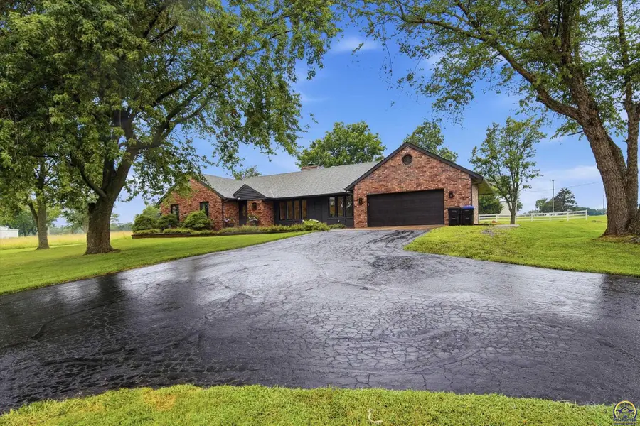 3701 SE Shawnee Heights Rd, Tecumseh, KS 66542 - #2