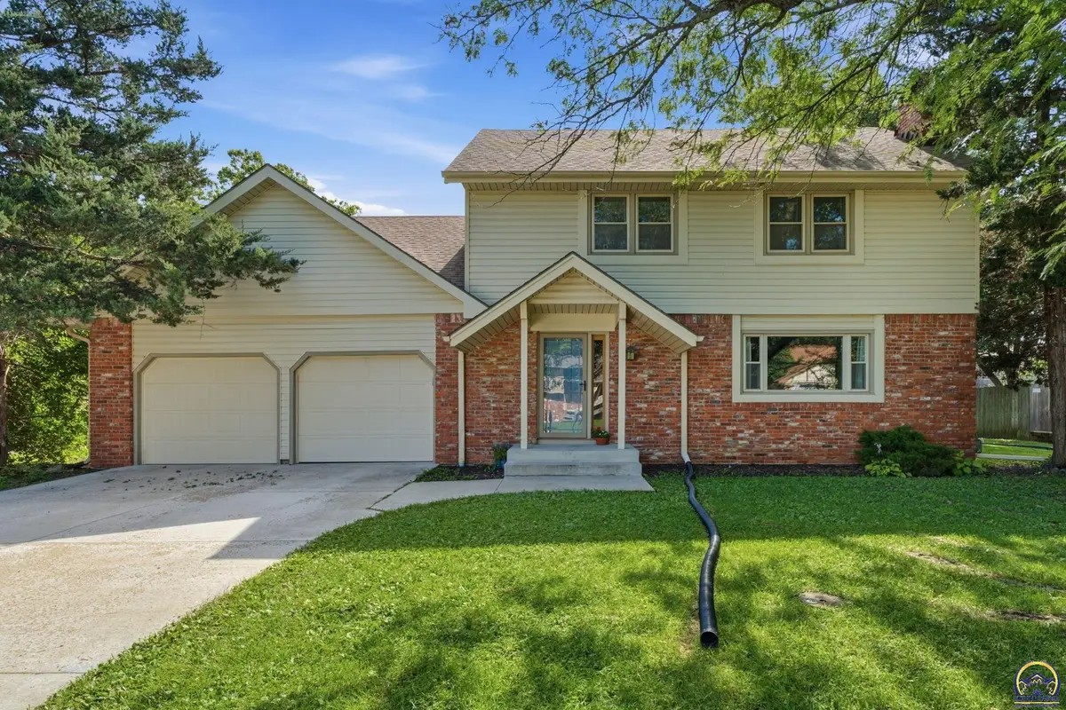 3418 SE Burton St, Topeka, KS 66605 - #1