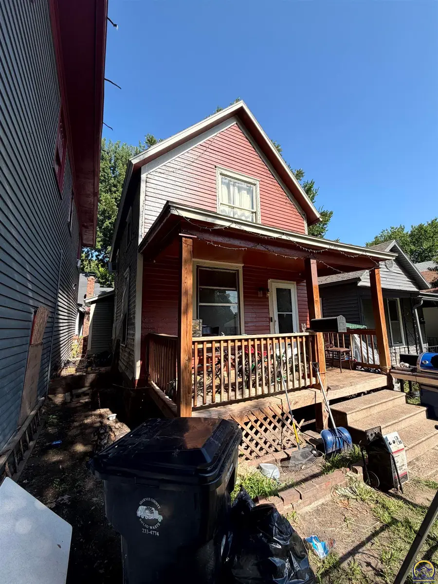 1033 / 1035 SW Clay St, Topeka, KS 66604 - #2