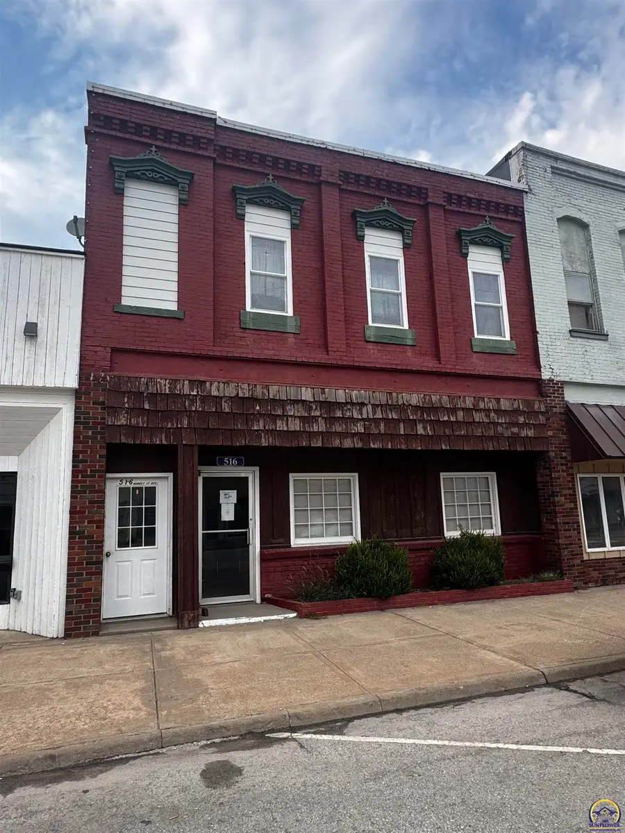 516 Market, Osage City, KS 66523 - #2
